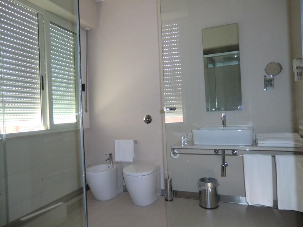 B&Beach Cagliari Guest House Номер фото