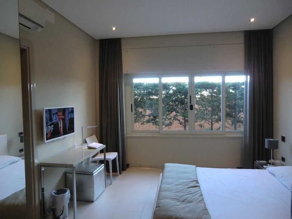 B&Beach Cagliari Guest House Номер фото