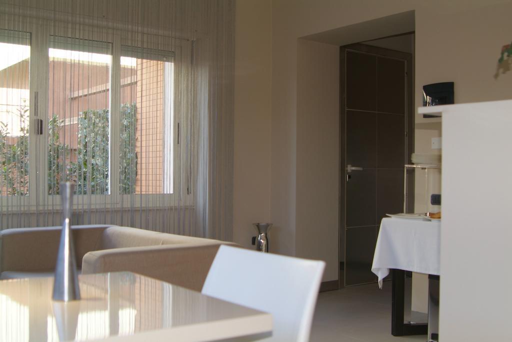 B&Beach Cagliari Guest House Екстер'єр фото